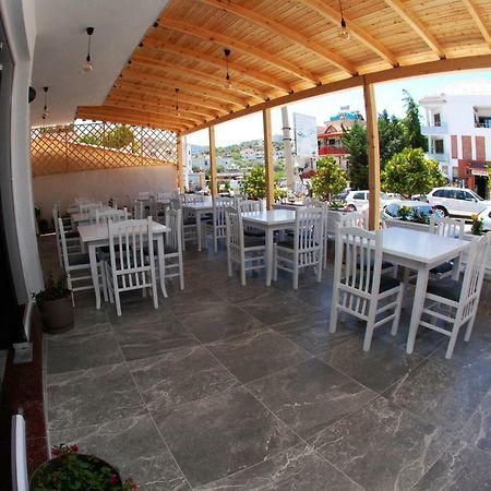 Piazza Hotel JAKOVA Ksamil Esterno foto