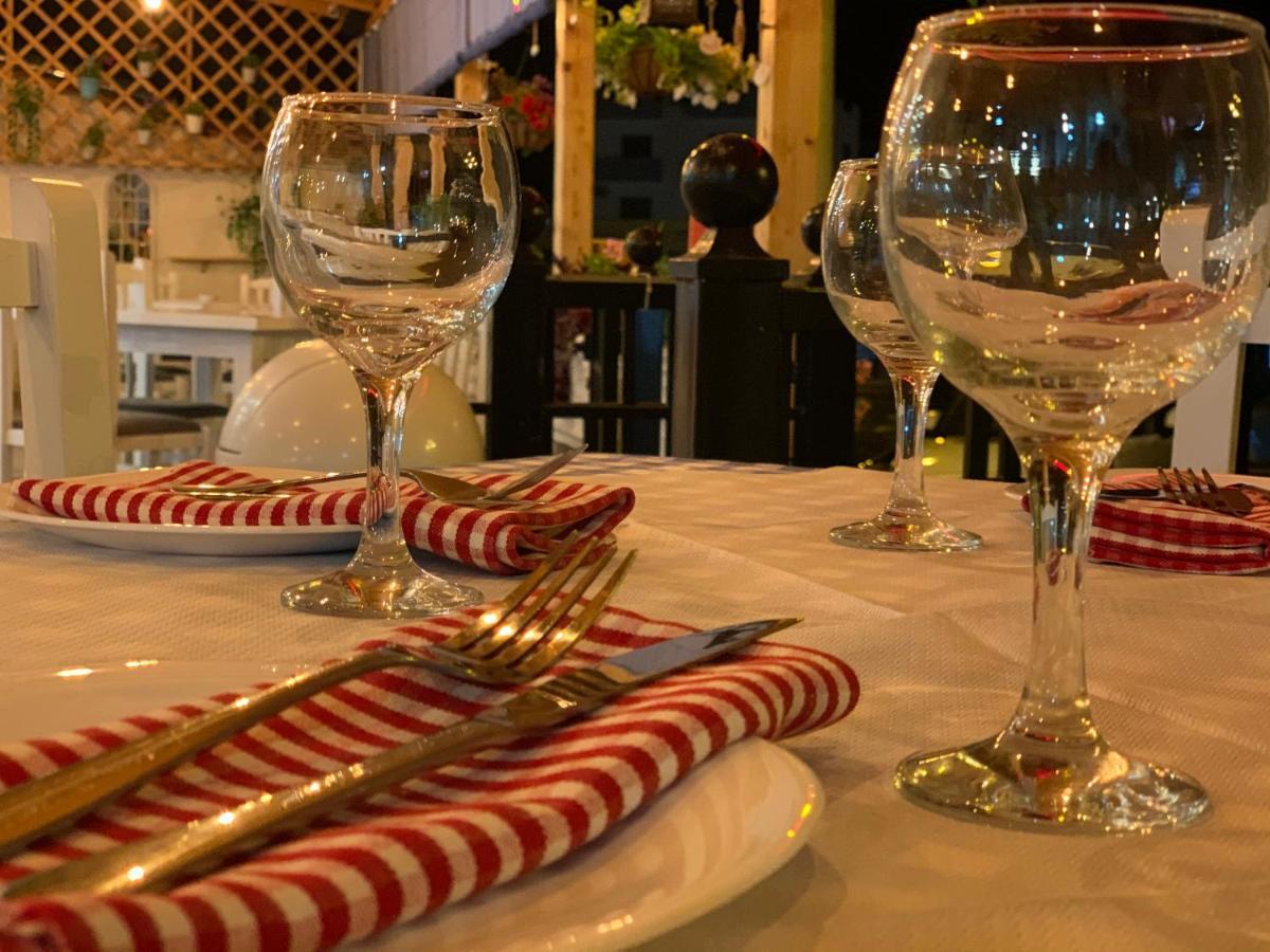 Piazza Hotel JAKOVA Ksamil Esterno foto