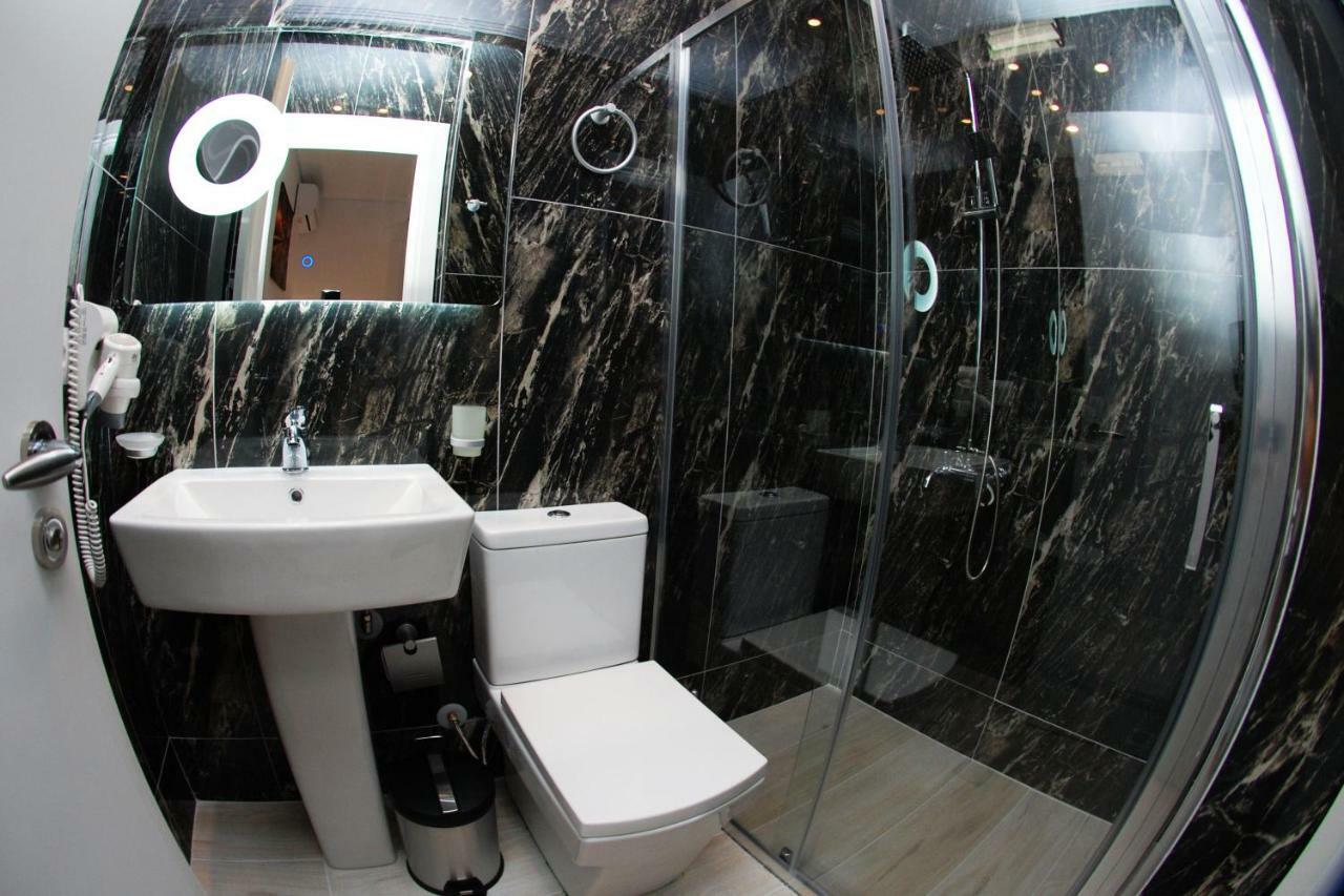 Piazza Hotel JAKOVA Ksamil Esterno foto