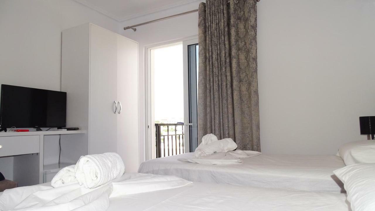 Piazza Hotel JAKOVA Ksamil Esterno foto